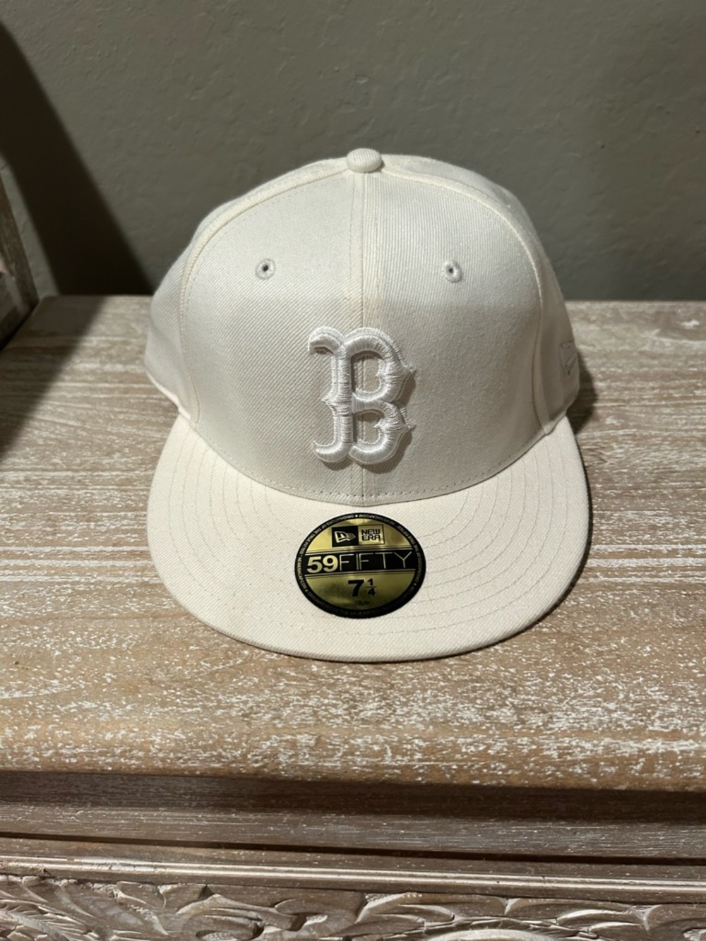 9fifty Fitted Hat in White with Raised Embroidered B Logo